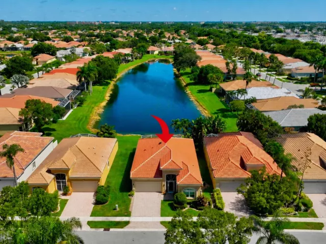 3-bedroom home for sale in Delray Beach - 7280 Demedici Circle - MondialRealty