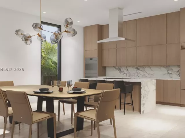 5-bedroom home for sale in Miami - 3636 Oak Ave - MondialRealty