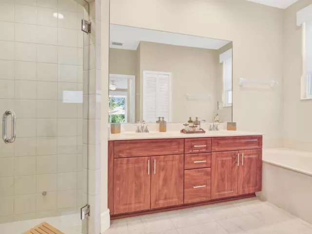 5-bedroom home for rent in Boca Raton - 1311 NW 2ND Circle - MondialRealty
