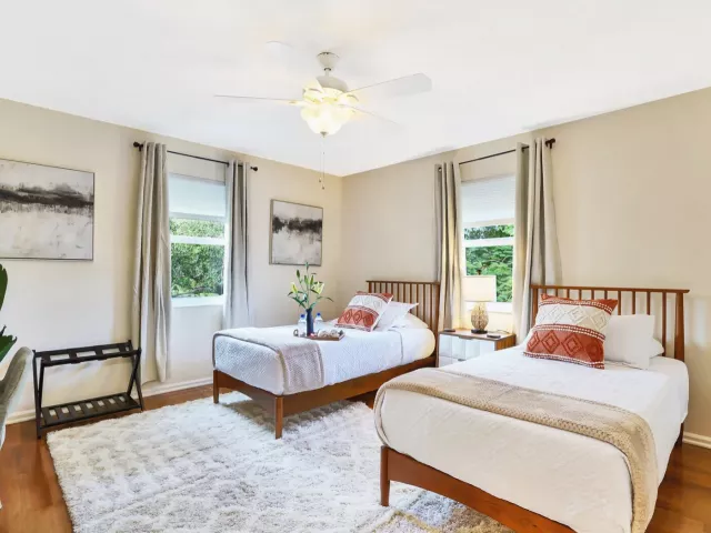5-bedroom home for rent in Boca Raton - 1311 NW 2ND Circle - MondialRealty