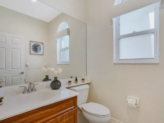 5-bedroom home for rent in Boca Raton - 1311 NW 2ND Circle - MondialRealty
