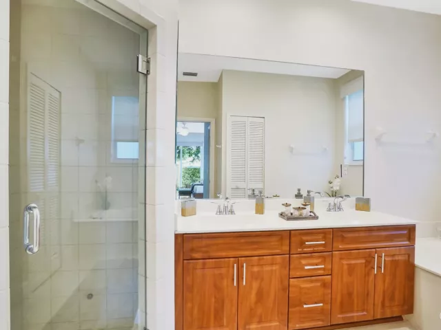 5-bedroom home for rent in Boca Raton - 1311 NW 2ND Circle - MondialRealty
