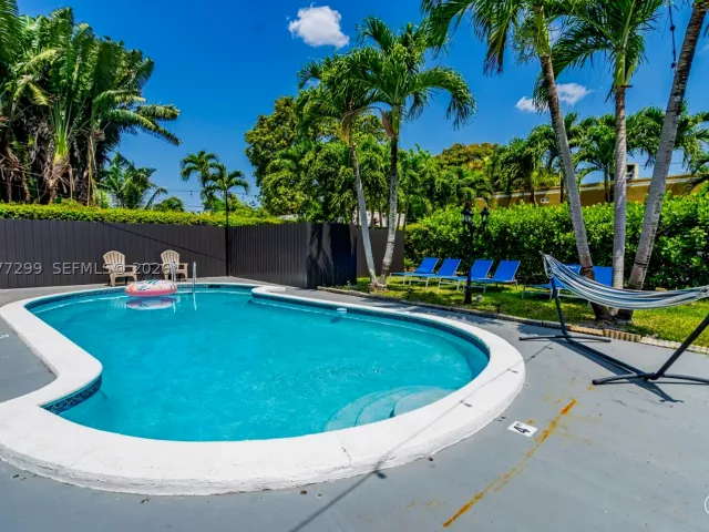 4-bedroom home for rent in Miami - 437 NE 107th St - MondialRealty