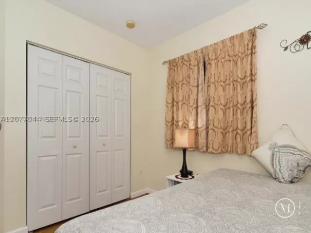 4-bedroom home for rent in Doral - 5614 NW 112th Pl - MondialRealty