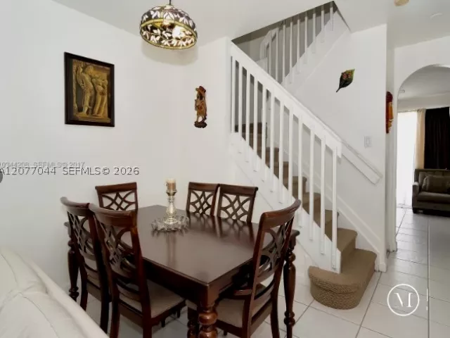 4-bedroom home for rent in Doral - 5614 NW 112th Pl - MondialRealty