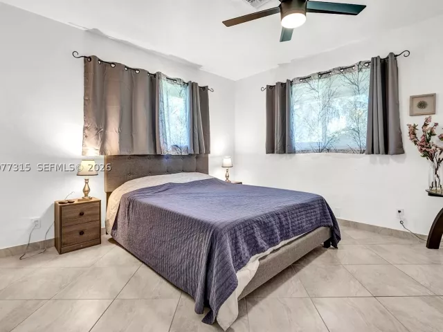 3-bedroom home for sale in Delray Beach - 3324 Lakeview Blvd - MondialRealty