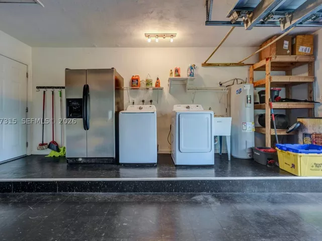 3-bedroom home for sale in Delray Beach - 3324 Lakeview Blvd - MondialRealty