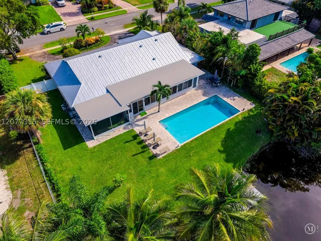 3-bedroom home for sale in Delray Beach - 3324 Lakeview Blvd - MondialRealty