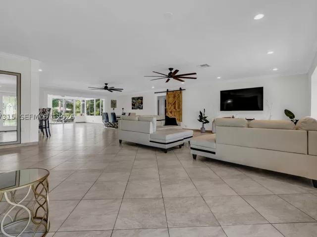 3-bedroom home for sale in Delray Beach - 3324 Lakeview Blvd - MondialRealty