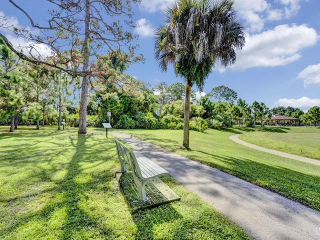 4-bedroom home for sale in Delray Beach - 4270 NW 9th Street - MondialRealty