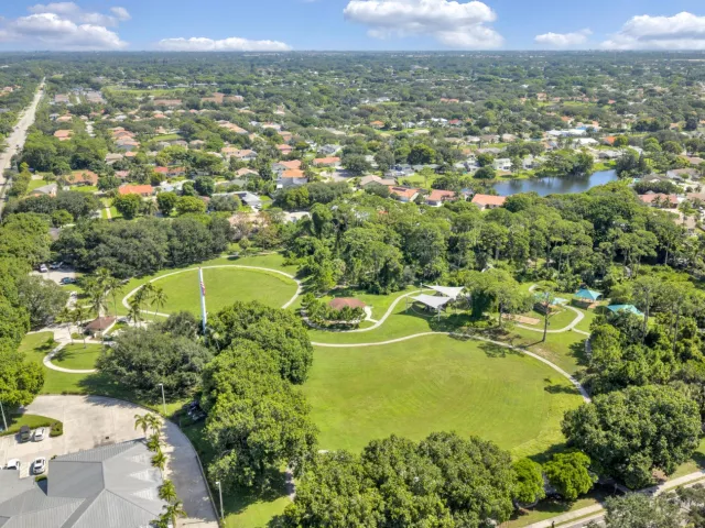4-bedroom home for sale in Delray Beach - 4270 NW 9th Street - MondialRealty