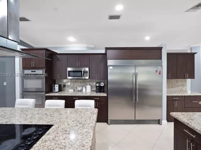 4-bedroom home for sale in Miami - 15290 SW 200th St - MondialRealty