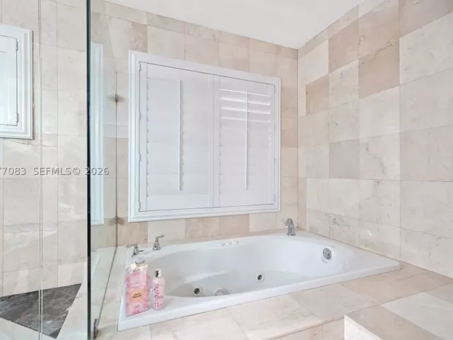 4-bedroom home for sale in Miami - 15290 SW 200th St - MondialRealty