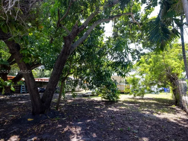 3-bedroom home for sale in Miami - 1029 NW 42nd St - MondialRealty