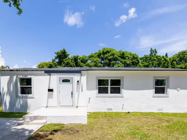 3-bedroom home for sale in Miami - 1029 NW 42nd St - MondialRealty