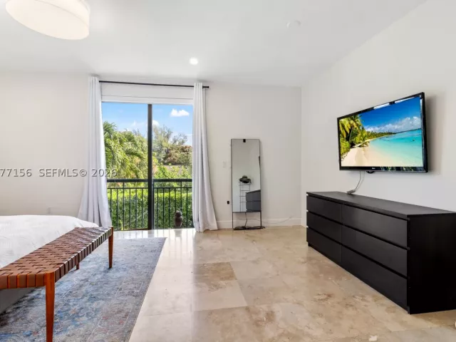 3-bedroom home for sale in Miami - 1211 SW 14th Ave 1211 - MondialRealty