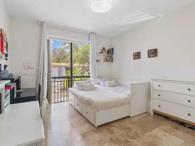 3-bedroom home for sale in Miami - 1211 SW 14th Ave 1211 - MondialRealty