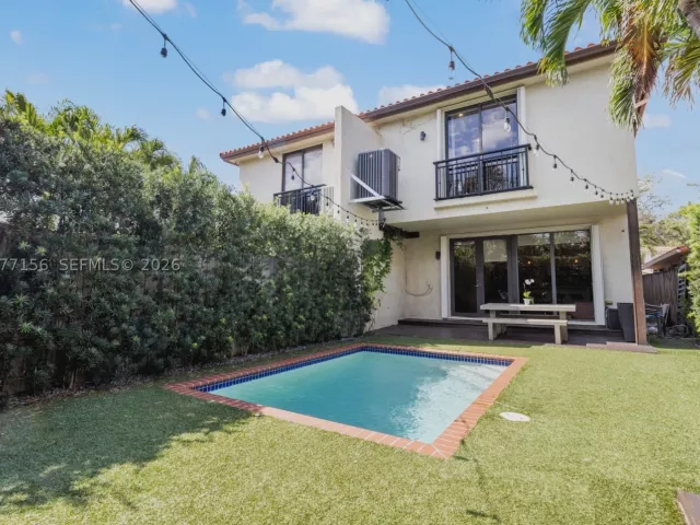 3-bedroom home for sale in Miami - 1211 SW 14th Ave 1211 - MondialRealty