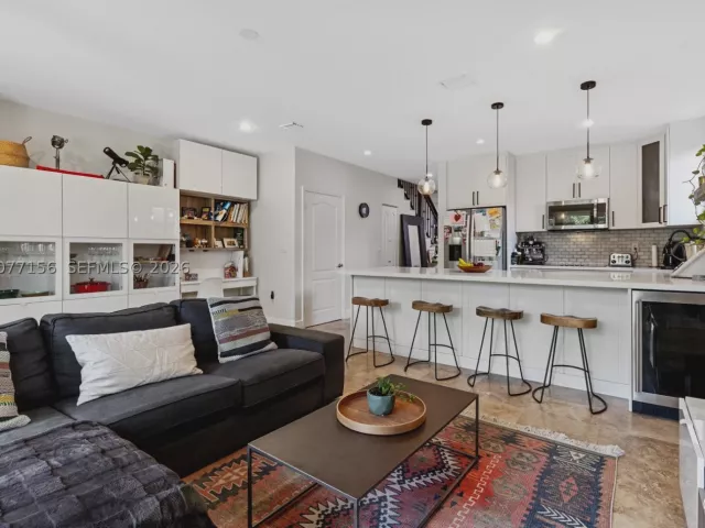 3-bedroom home for sale in Miami - 1211 SW 14th Ave 1211 - MondialRealty
