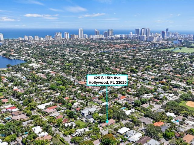 4-bedroom home for sale in Hollywood - 425 S 15th Ave - MondialRealty