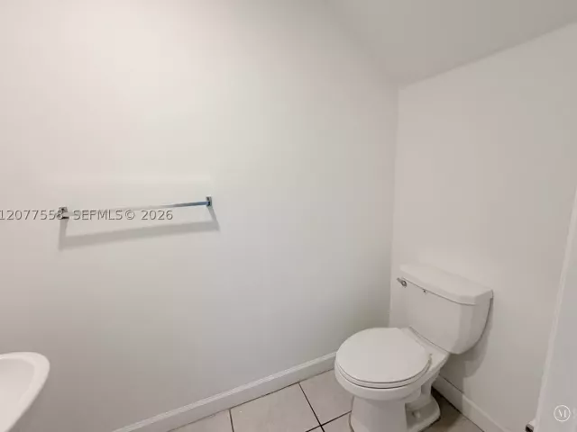 3-bedroom home for sale in Miami - 2405 NW 131st Cir - MondialRealty