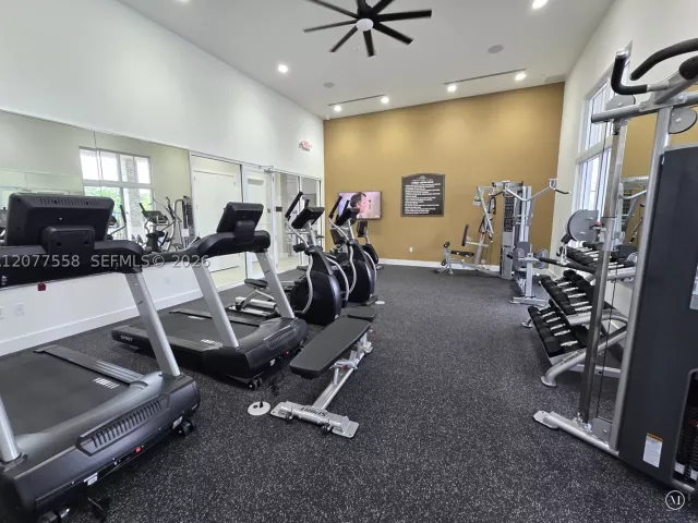 3-bedroom home for sale in Miami - 2405 NW 131st Cir - MondialRealty