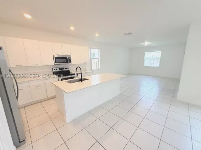 3-bedroom home for sale in Miami - 2405 NW 131st Cir - MondialRealty