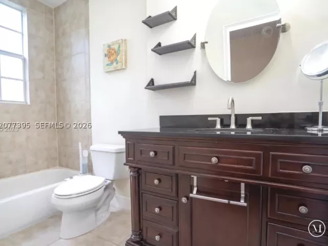 3-bedroom home for rent in Wilton Manors - 2685 NE 9th Ave 4 - MondialRealty