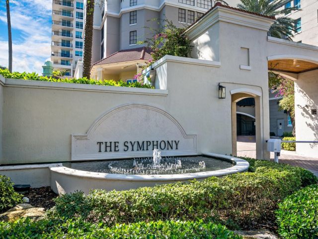 2-bedroom condo for sale in Fort Lauderdale - 600 W Las Olas Boulevard 903 - MondialRealty
