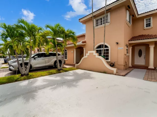 2-bedroom home for sale in Miami - 15354 SW 36th Ter - MondialRealty