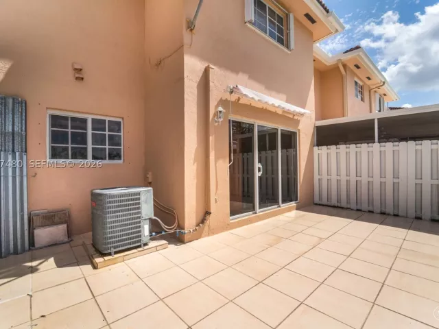 2-bedroom home for sale in Miami - 15354 SW 36th Ter - MondialRealty
