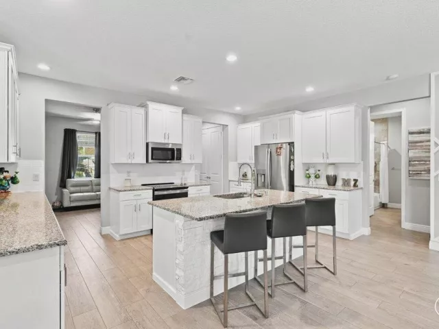 4-bedroom home for sale in West Palm Beach - 12291 70th Place N - MondialRealty