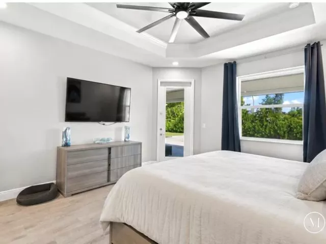4-bedroom home for sale in West Palm Beach - 12291 70th Place N - MondialRealty