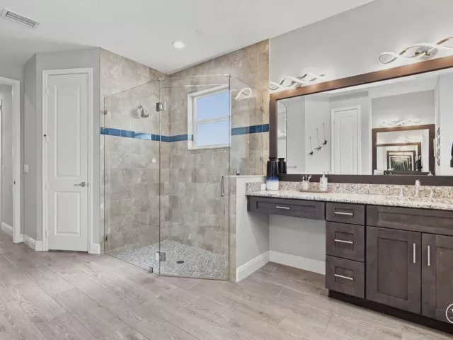 4-bedroom home for sale in West Palm Beach - 12291 70th Place N - MondialRealty