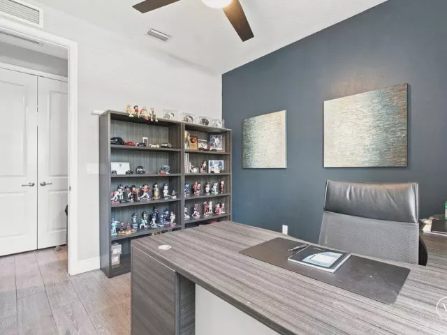 4-bedroom home for sale in West Palm Beach - 12291 70th Place N - MondialRealty