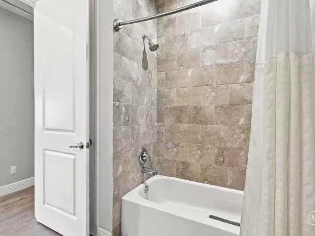 4-bedroom home for sale in West Palm Beach - 12291 70th Place N - MondialRealty