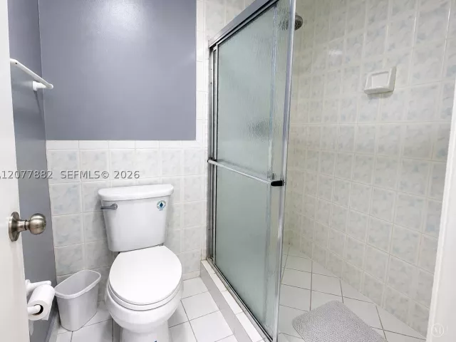 2-bedroom condo for rent in Hollywood - 3505 S Ocean Dr 206 - MondialRealty