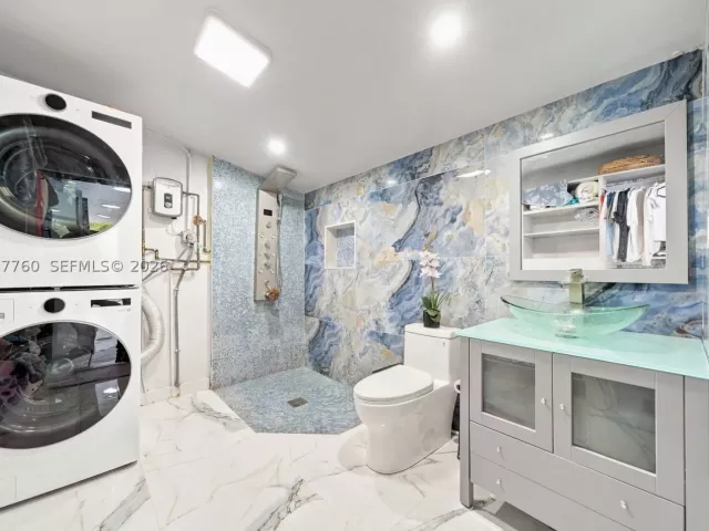 3-bedroom home for sale in Miami - 10125 SW 84th St - MondialRealty