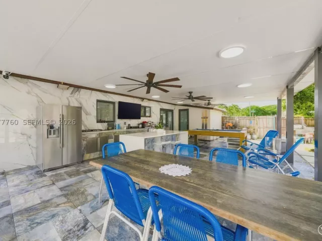 3-bedroom home for sale in Miami - 10125 SW 84th St - MondialRealty
