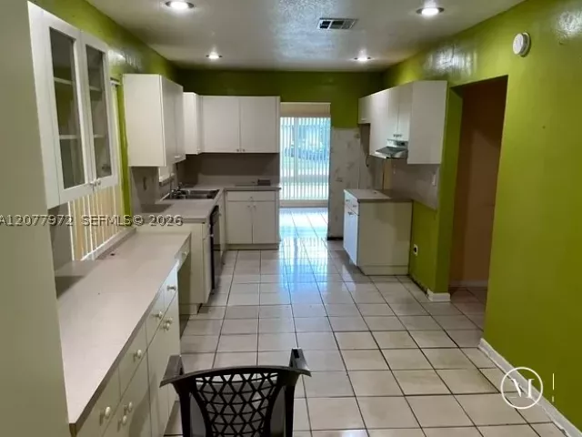 4-bedroom home for sale in Miami - 15244 SW 108th Ct - MondialRealty