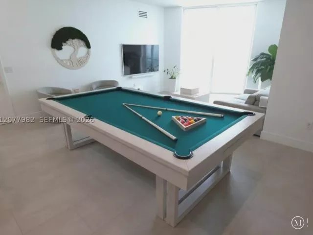 3-bedroom condo for rent in Miami - 1900 N Bayshore Dr 5004 - MondialRealty