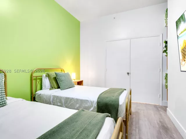 1-bedroom condo for sale in Hollywood - 777 N Ocean Dr N214 - MondialRealty