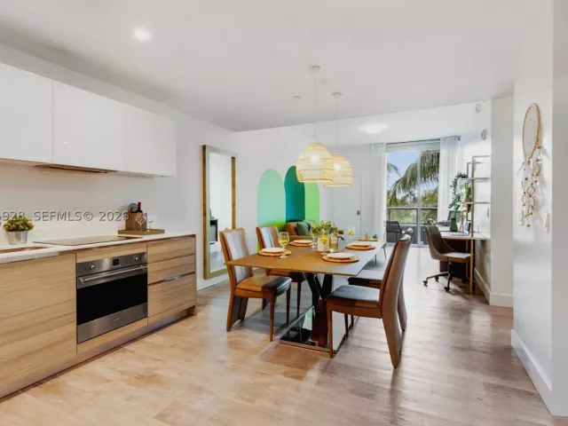 1-bedroom condo for sale in Hollywood - 777 N Ocean Dr N214 - MondialRealty