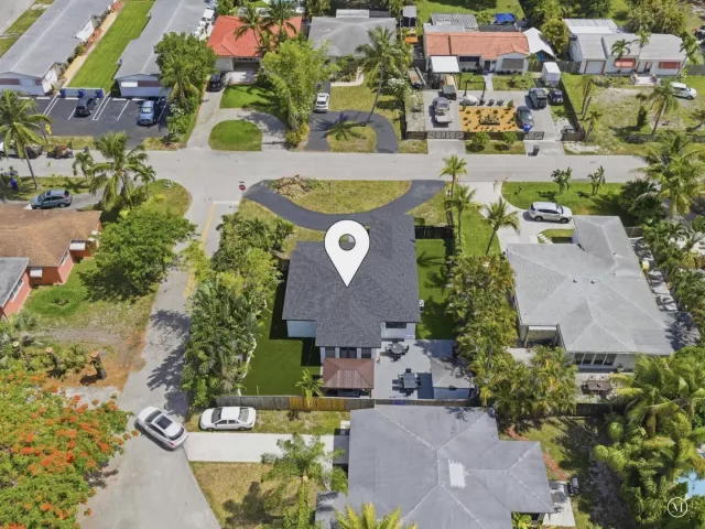 3-bedroom home for sale in Hollywood - 2860 MONROE Street - MondialRealty