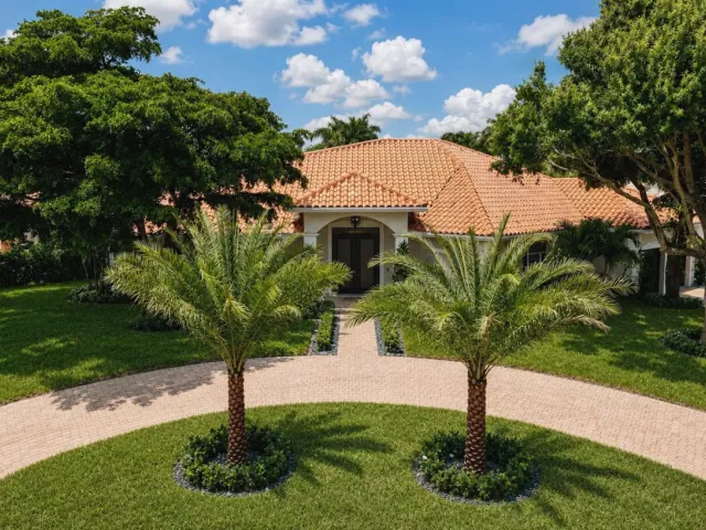 3-bedroom home for sale in Delray Beach - 950 Greensward Lane - MondialRealty