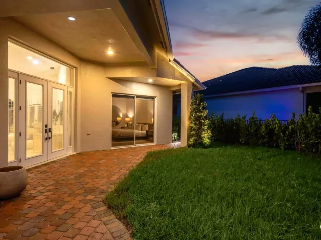 3-bedroom home for sale in Delray Beach - 950 Greensward Lane - MondialRealty