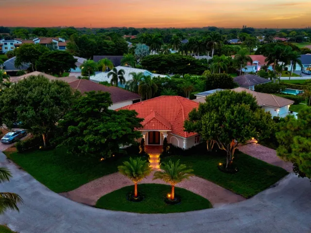 3-bedroom home for sale in Delray Beach - 950 Greensward Lane - MondialRealty