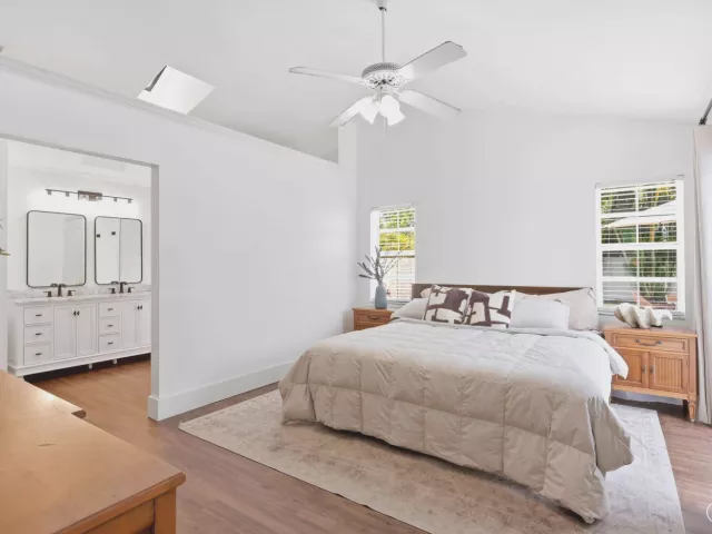 3-bedroom home for sale in West Palm Beach - 944 Dickens Place - MondialRealty