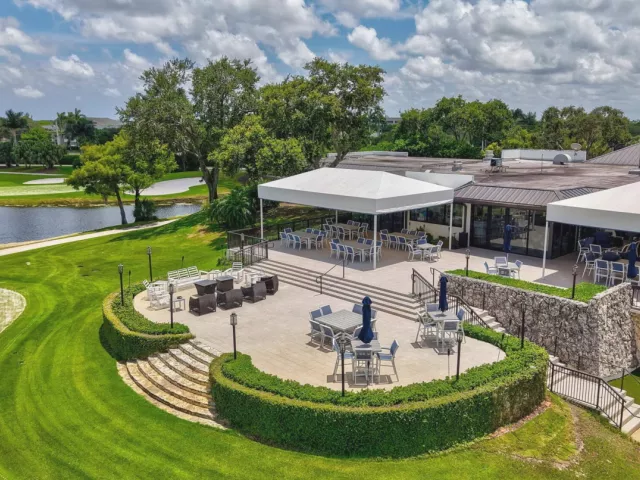 3-bedroom home for sale in West Palm Beach - 944 Dickens Place - MondialRealty