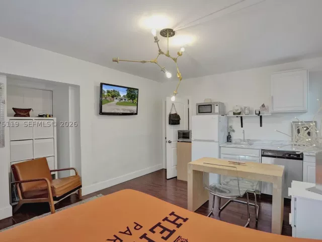 4-bedroom home for sale in Hollywood - 2701 Garfield St - MondialRealty